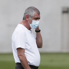 Fernando Santos: "Entregaremos todo para dar una alegría a los portugueses"