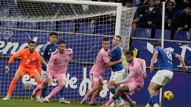 El Eldense cierra su portería