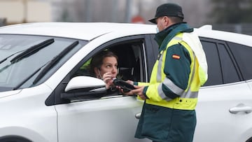 Se toma una magdalena ‘española’, da positivo en el control de alcoholemia y se desata la pregunta: “Podría haber perdido mi trabajo”
