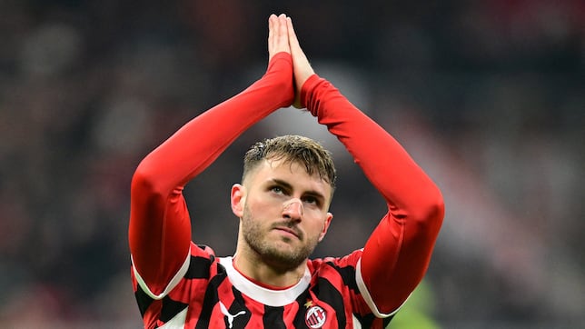 ¡Un Santiago Giménez bestial!