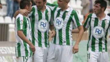 El Córdoba celebra la victoria ante el Girona.