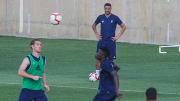 Los jugadores del Cádiz durante una sesión de entrenamiento.