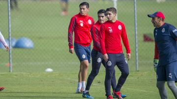 Chivas lleva 27 jugadores a la pretemporada