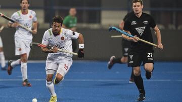 Marc Sallés en el España - Nueva Zelanda del Mundial de hockey hierba.