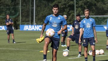 Olabe en un entrenamiento con el Deportivo.