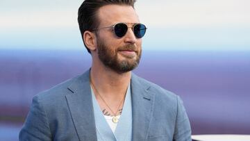 People’s 2022 Sexiest Man Alive, Chris Evans is no longer an eligible bachelor. So, who is the young actress Alba Baptista that has captured his heart?