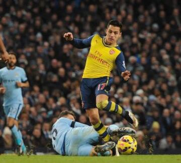 Alexis Sánchez tuvo una activa participación en el triunfo de Arsenal sobre Manchester City de Manuel Pellegrini.