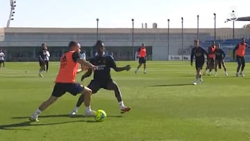 Hazard y Carvajal completan la sesión junto a sus compañeros