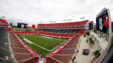 A pesar de que el Super Bowl está a más de tres meses de distancia, la NFL ya analiza la posibilidad de permitir algunos aficionados en el Super Bowl.