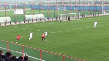 El gol con la Selección de Vilan, la joya que ha 'robado' el Atlético