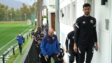 Seleccin de Qatar tras un entrenamiento en Marbella Football Center.