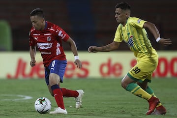 La noche en el Atanasio Girardot inició con homenaje a David González por sus 500 partidos con el Medellín, que posteriormente venció a Bucaramanga y se acerca a los ocho.