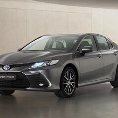 Toyota Camry Híbrido 2021: un sedán con un gran confort y un consumo de 22 km/l