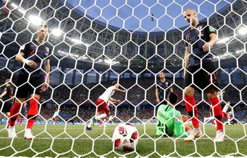 0-1. Mathias Jorgensen marcó el primer gol en el minuto 1.