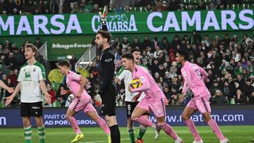 Racing 2 - Eldense 2: resumen, goles y resultado del partido de LaLiga Hypermotion 2024