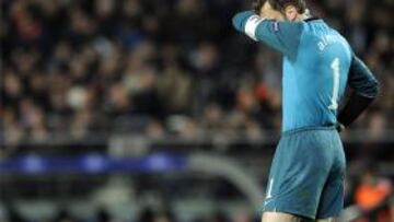 Wenger convoca a Miquel y abre la puerta a Almunia