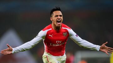 Alexis reabre la puerta del Arsenal