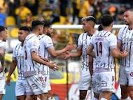 Futbol, Coquimbo Unido vs Deportes La Serena.
Fecha 28, Liga primera 2025.
El equipo de Deportes La Serena es fotografiado durante el partido de primera division contra Coquimbo Unido disputado en el estadio Francisco Sanchez Rumoroso de Coquimbo, Chile.
22/11/2025
Alejandro Pizarro Ubilla/Photosport
Football, Coquimbo Unido vs Deportes La Serena.
Date 28, First League 2025.
Deportes La Serena’s team is photographed during the first division match against Coquimbo Unido played at the Francisco Sanchez Rumoroso stadium in Coquimbo, Chile.
22/11/2025
Alejandro Pizarro Ubilla/Photosport