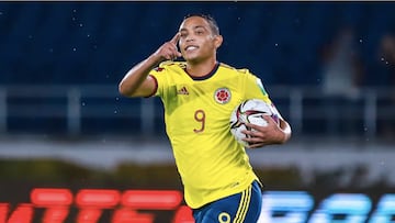Luis Muriel señala que es acusado de hacer cajón en la Selección. Defendió a Jhon Córdoba