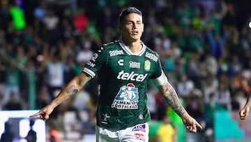 MEX3585. PUEBLA (MÉXICO), 23/09/2025.- James Rodríguez de León celebra un gol este martes, durante un partido de la Liga MX entre León y Mazatlán en el estadio León, en Guanajuato (México). EFE/ Luis Ramírez