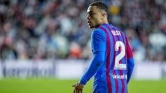 Chelsea reported to be preparing offer for Barcelona's Sergiño Dest