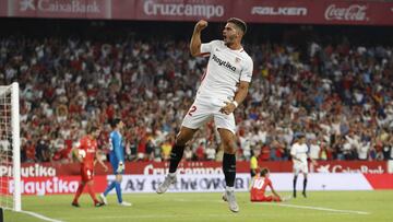 André Silva celebra su segundo gol al Madrid.