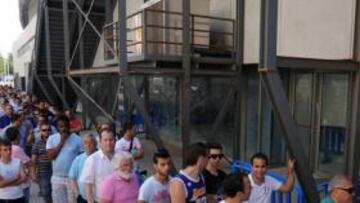 <b>MÁXIMA DEMANDA. </b>Las colas han sido una constante durante toda la semana en las taquillas del Ramón de Carranza.