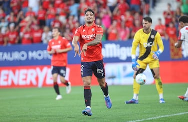 El jugador hizo una Masterclass de controlar el balón y culminar un contra. Imparable para la zaga rayista.