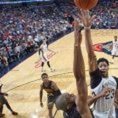 La mejor versión de Davis (43-10) se estrella con los Hawks