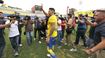 La presentación de Vitolo con Las Palmas, en imágenes