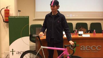El exciclista Chris Tonge har¨¢ el Tour a pi?¨®n fijo contra el c¨¢ncer