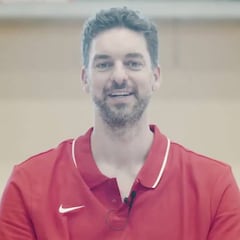 Pau Gasol sorprendió a España con un mensaje de ánimo en las pantallas de su avión a China
