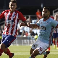 Jonny le daría a Simeone varias alternativas en defensa