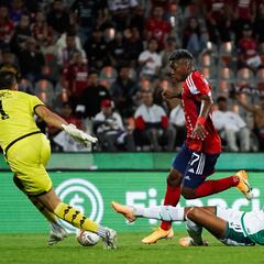 Medellín resiste con Chaux y se lleva el triunfo ante el Deportivo Cali