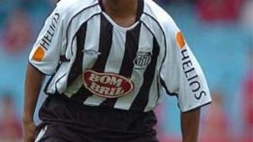 <b>FICHAJE.</B> Robinho podría ser el primer fichaje del Real Madrid para la próxima temporada.