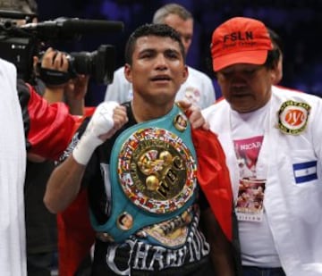 El actual campeón mundial de peso mosca del Consejo Mundial de Boxeo y The Ring defendió en dos ocasiones su corona en 2015 y aumentó su invicto a 44 victorias, 38 de ellas por la vía rápida.