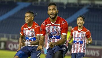 Junior de Barranquilla gan&oacute; 3-0 a Bol&iacute;var. El equipo clasific&oacute; a fase de grupos y estar&aacute; en el D con Independiente Santa Fe, River Plate y Fluminense