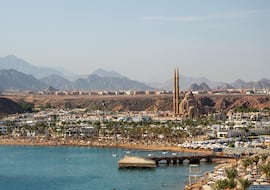 Ni España ni Marruecos: los turistas británicos están haciendo las maletas a un histórico destino con bebidas a 2,50 euros