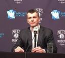 Prokhorov reaparece y niega que quiera vender los Nets