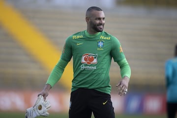 La Selección de Brasil realizó su primer entrenamientos en el estadio Metropolitano de Techo en Bogotá antes de viajar a Venezuela.