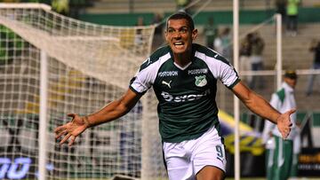 Jos&eacute; Sand celebrando un gol con el Deportivo Cali ante el Medell&iacute;n por la Liga &Aacute;guila II-2018