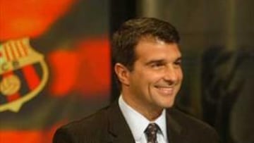 <b>GRAN ACOGIDA</B>. El presidente del Barcelona ha sido seguido en Marruecos como si de una estrella del Rock se tratase, "debido al gran momento del equipo", según sus propias impresiones.