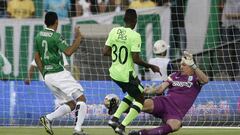 Alarma en Nacional: Armani, bajo cuidado médico por un golpe