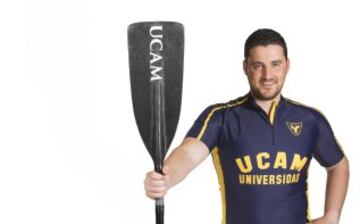 En marzo de 2013, David Cal fue presentado por UCAM Universidad.
