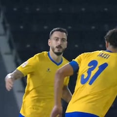 A este nivel, será el ‘9′ de De la Fuente hasta que se retire: vean el último golazo de Joselu en Qatar