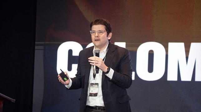 Miguel Uribe Turbay sufre atentado en Bogotá