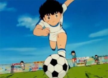 Yoichi Takahashi, creador de Captain Tsubasa, cambió el concepto de ver fútbol. Partidos de varios días que cautivaron a los niños y jóvenes en los años noventa. 