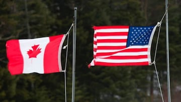 Banderas de Canadá y Estados Unidos.