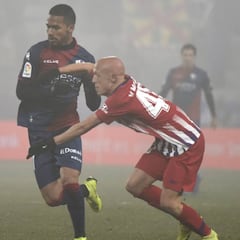 Con Mollejo y Joaquín, Simeone hizo debutar a 25 canteranos