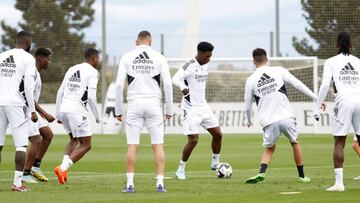 El Real Madrid, entrenando en Valdebebas.